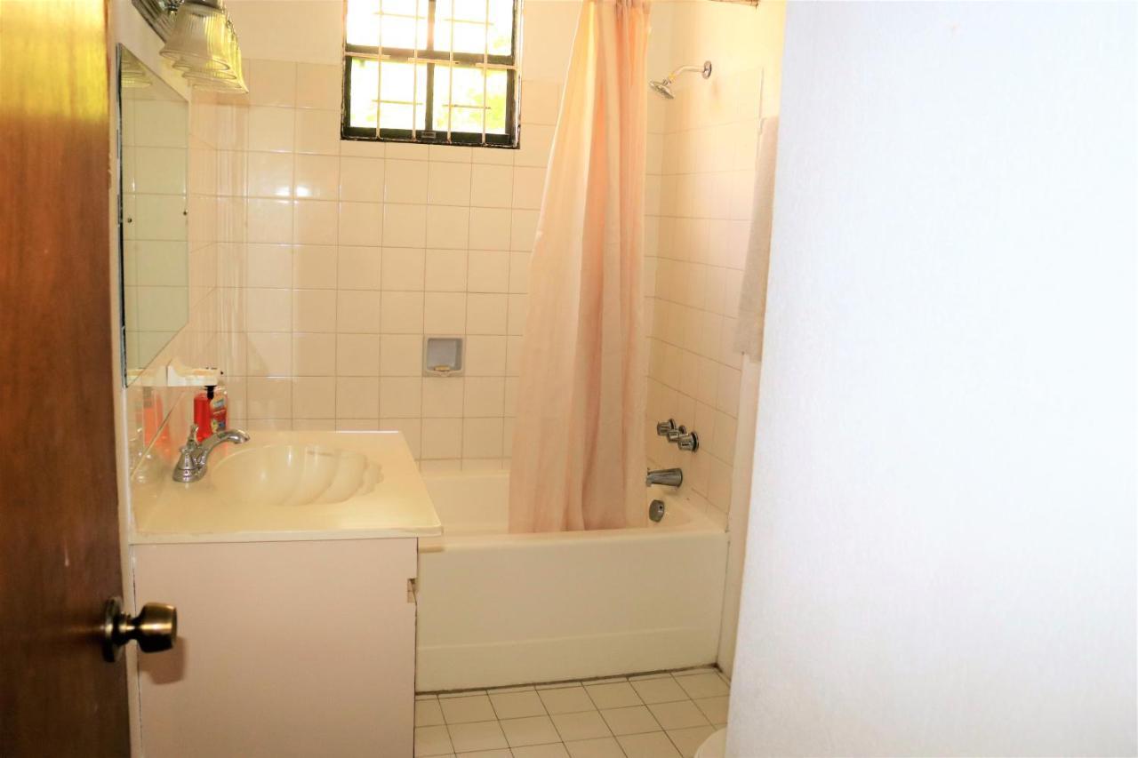 Ocean View Apartments Bridgetown Ngoại thất bức ảnh