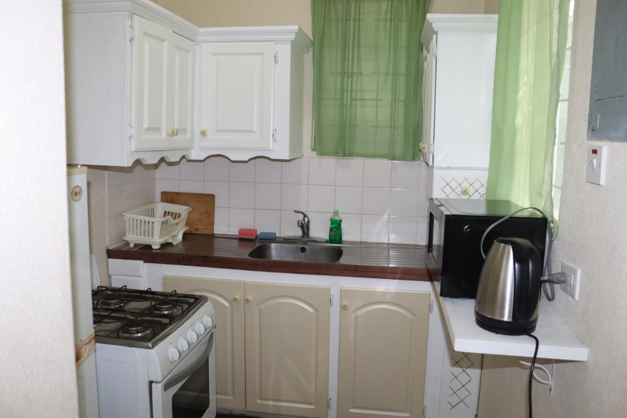 Ocean View Apartments Bridgetown Ngoại thất bức ảnh