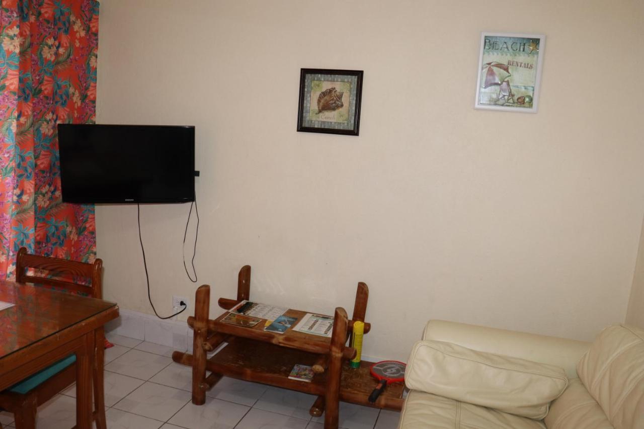 Ocean View Apartments Bridgetown Ngoại thất bức ảnh